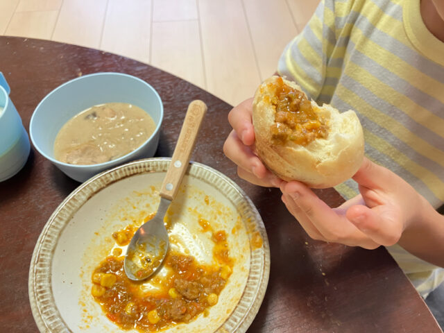 パンとキーマカレー